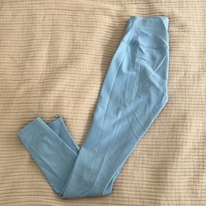 Alo Yoga High Waisted Airlift Leggings - Small